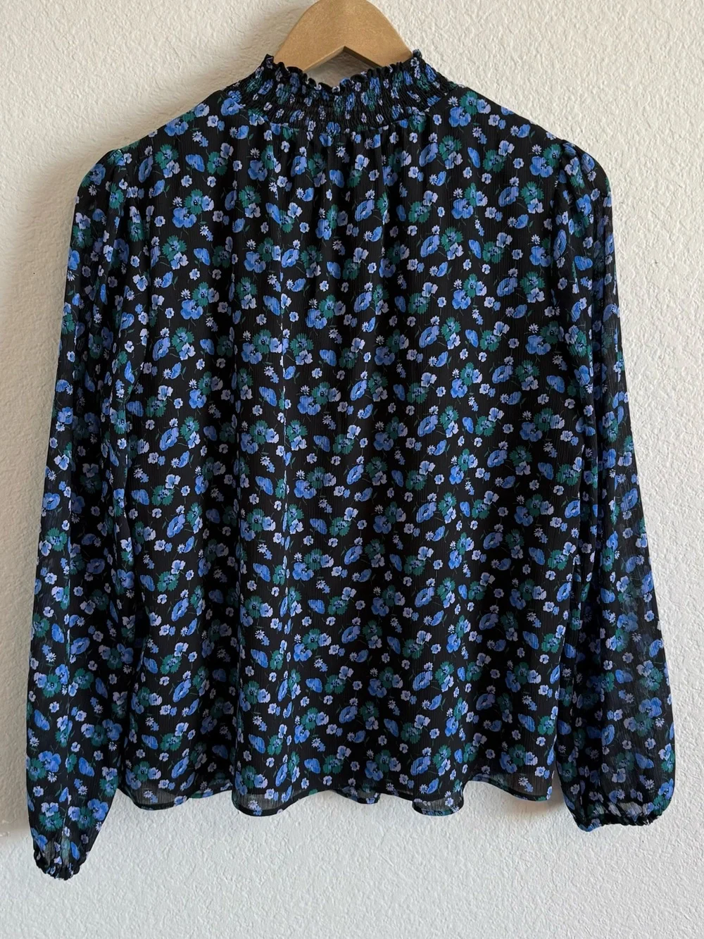 J Crew Black Floral Smocked Neck Long Sleeve Blouse Blue & Green Floral Size SM